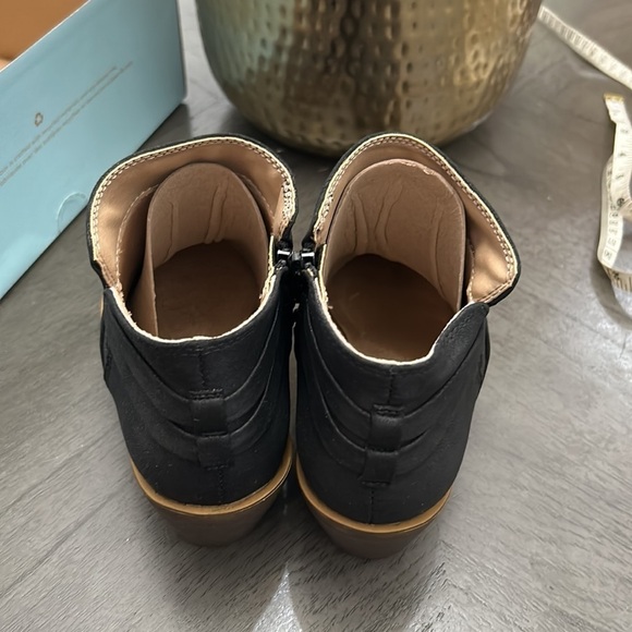 LifeStride Booties - Prairie - Picture 8 of 13